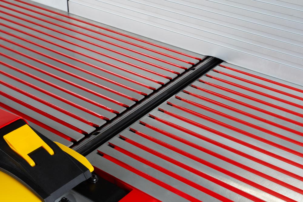 Planer–Thicknesser with Integrated Dust  (6)