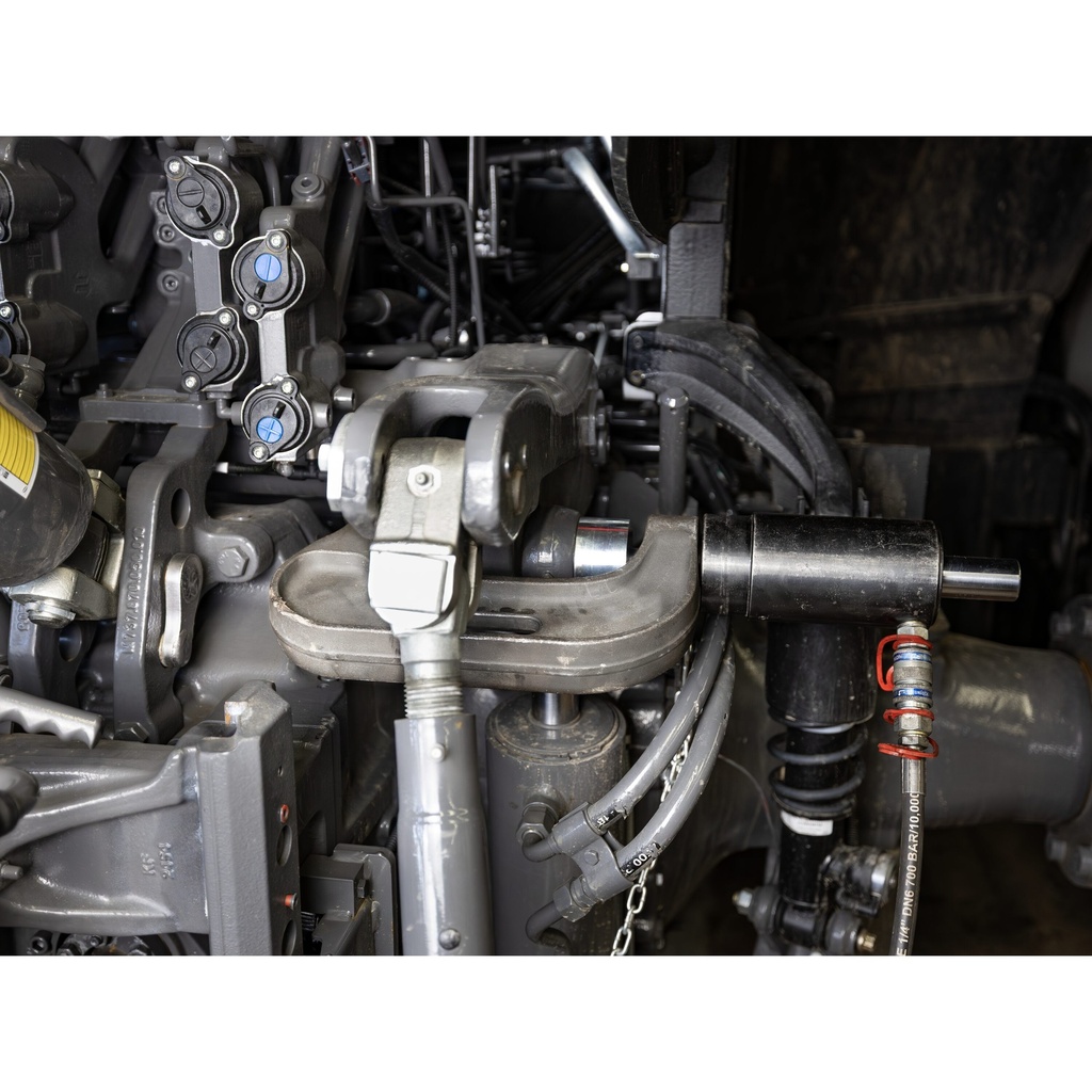 Tractive and compressive hydraulic cylin (6)
