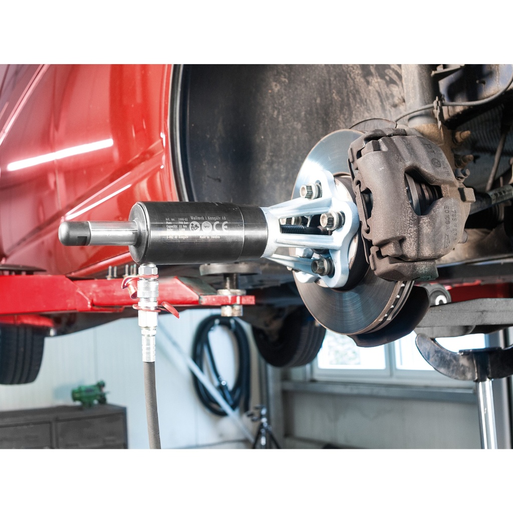 Device for the removal of drive shafts ∙ (5)