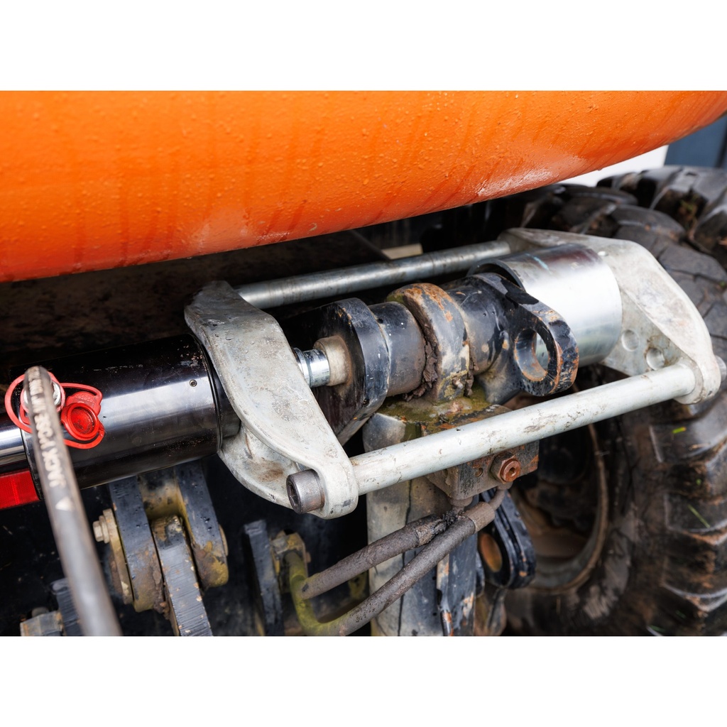 Tractive and compressive hydraulic cylin (3)