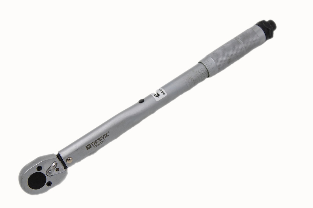 [TW381911] Dinamometrinis raktas 3/8" 19-24 NM