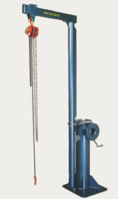 Slewing crane for lifting units onto a repair stand 9999596 SAMEKAB 