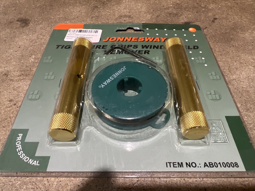WINDSHIELD REMOVER WITH SLIDE CARD (AB010008, JONNESWAY)