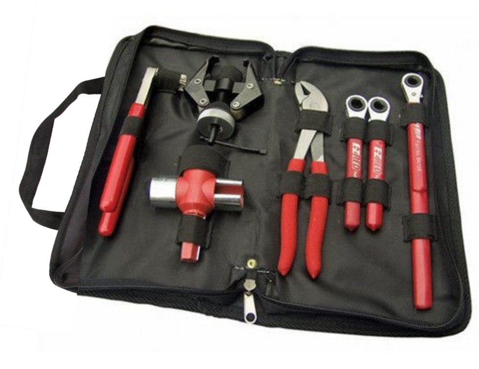 FJC 7-Piece Battery Maintenance Kit for Automotive Care (46330)