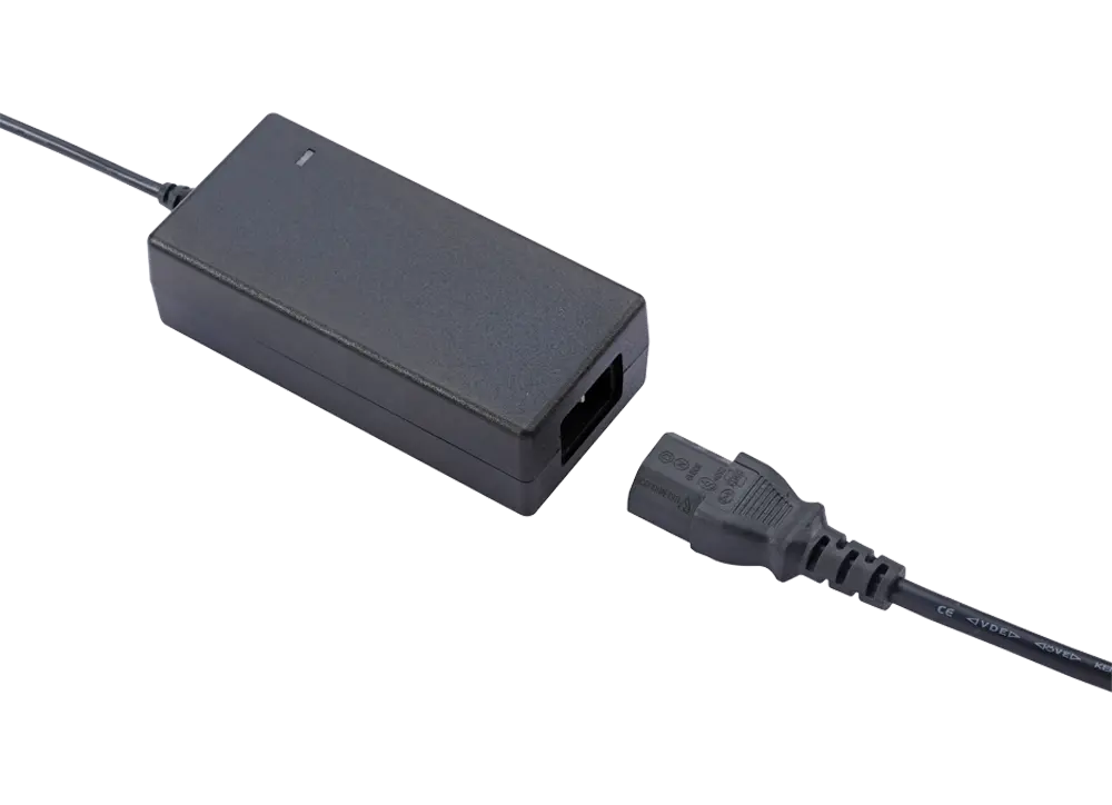 MSS+ LED šviestuvo adapteris su JAV kištuku (5999203, SONIC)