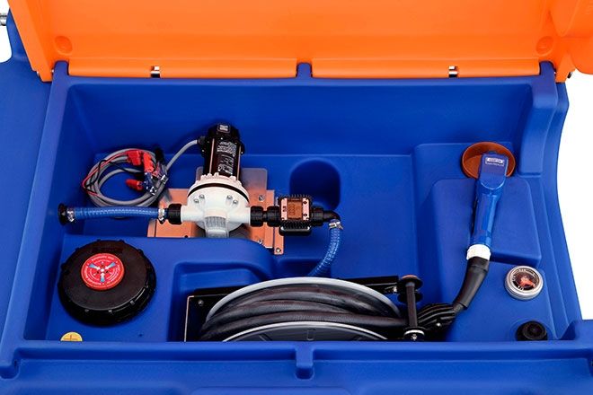 Blue-Mobile Easy 980 L Premium, electric pump 12 V, box with crane eyes, hinged lid, meter K24, hose reel 8 m, contents gauge, 4 m Filling hose DN 19, automatic nozzle 11146, CEMO