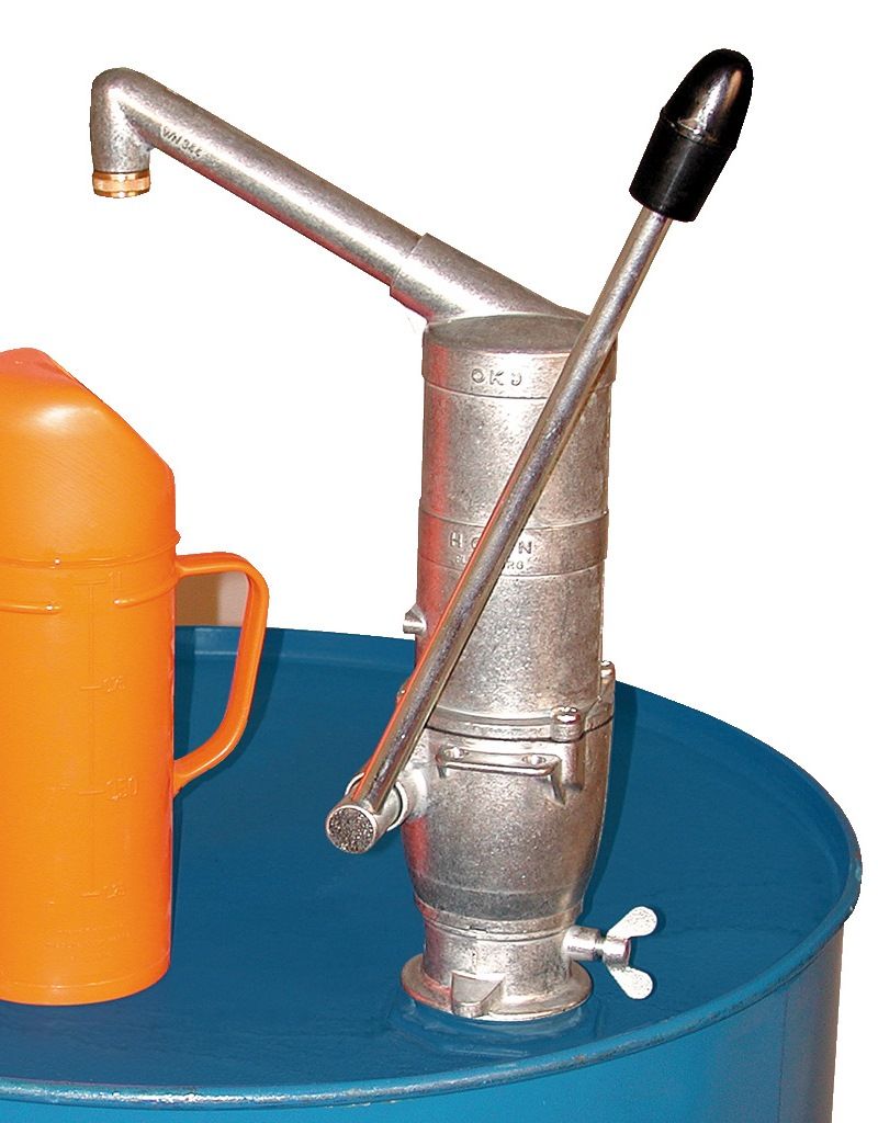 Hand pump 0.25 l/stroke with curved spout (8577, CEMO)