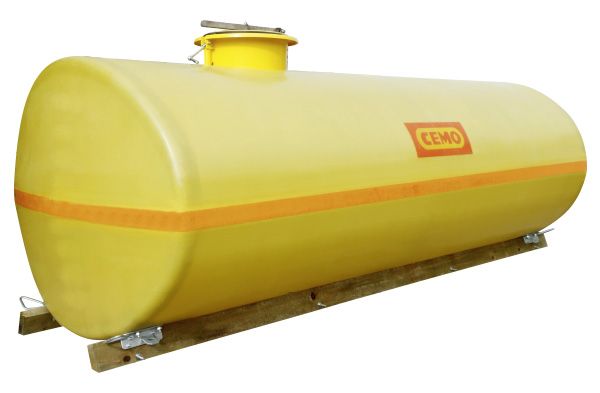 Ovalus bakas 8500 l su kupolu 420 mm, priekyje (6674, CEMO)