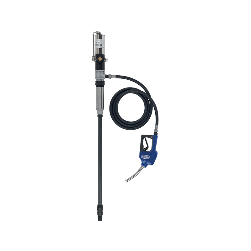 Pneumatinė AdBlue®/DEF perpylimo sistema su nerūdijančio plieno pneumatiniu siurbliu, srautas 35 l/min, 3 m žarna, automatiniu pistoletu, slėgio reguliatoriumi su manometru ir vandens skirtuvu bei metaliniu siurblio laikikliu, FLEXBIMEC (6753)