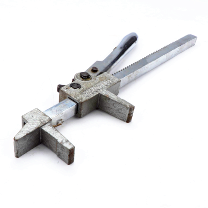 ⬡ Manual tyre spreader, ratchet type (CL710901, CHANGLU TOOLS)