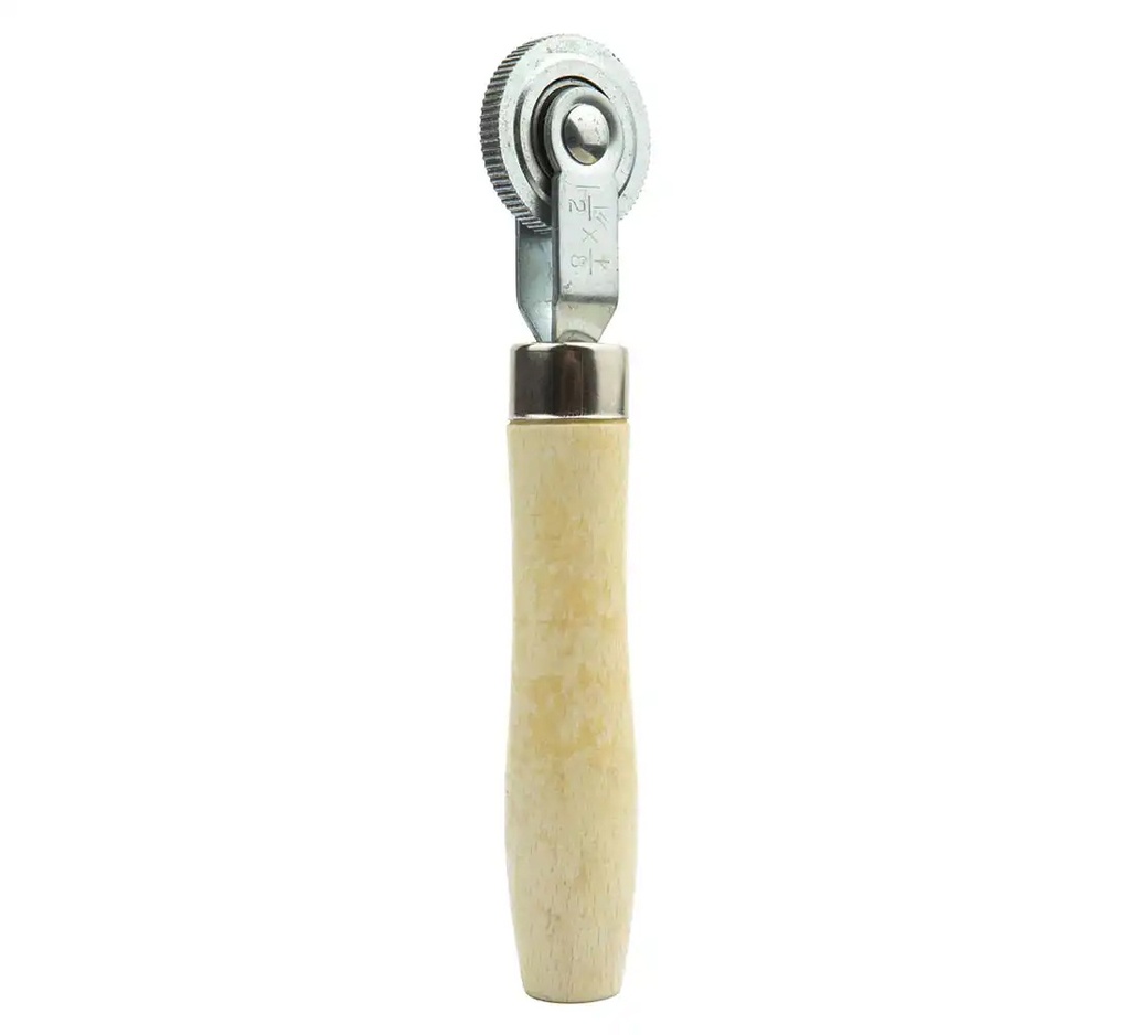 ᴿᴰ Padangų remonto lopų volelis su mediniu kotu (04-03-02, REDATS)
