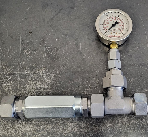 [000100] Atbulinio vožtuvo komplektas su manometru Hansa Flex 