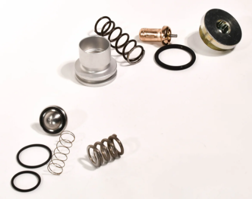 [2901109500] Minimalaus slėgio vožtuvo ir termostato komplektas sraigtiniam kompresoriui CPM10, CPM15, CPM20, Chicago Pneumatics